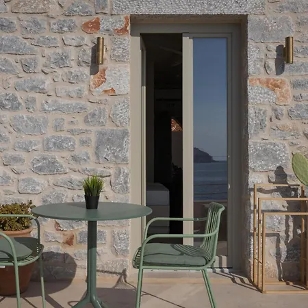 Apartment Yerma Limeni