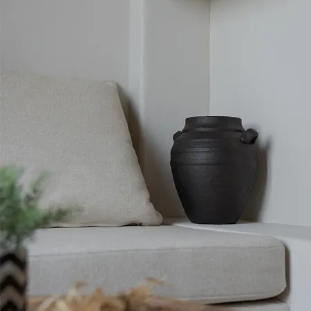 Yerma Apartment