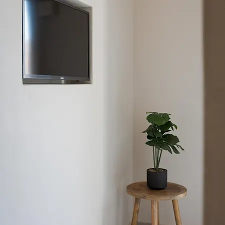 Yerma Apartment *
